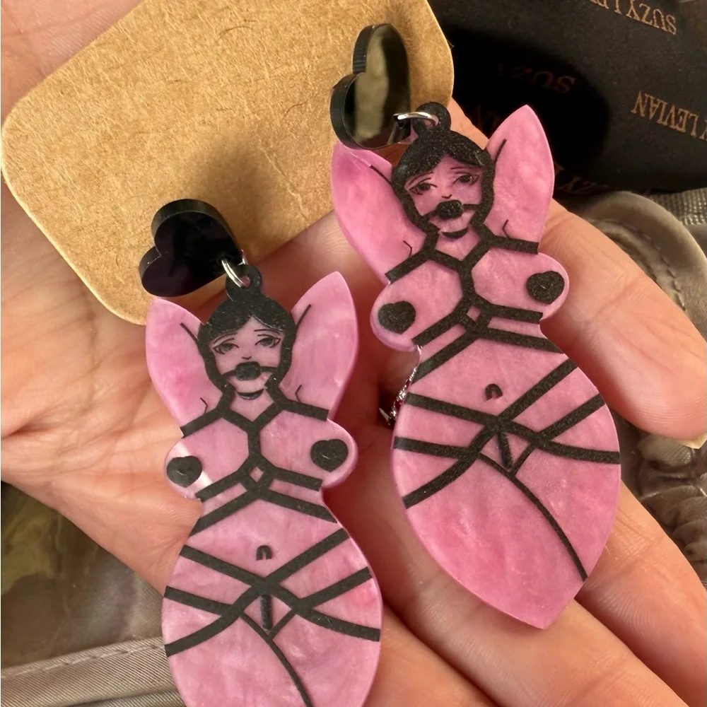 1pair Unique And Funny Heart Shape,BDSM life style Earrings,Gift For Women, fun!